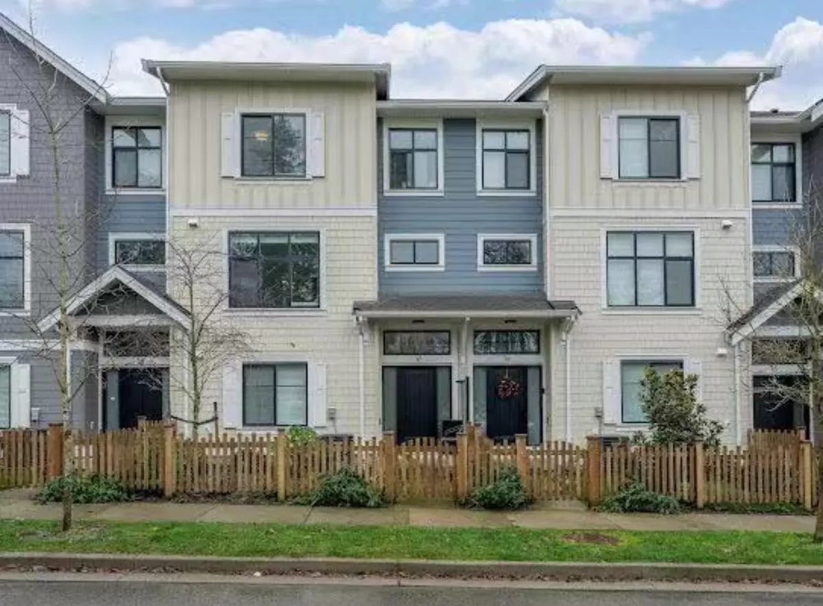 Langley, BC V2Y 3M8,20261 72b AVE #17