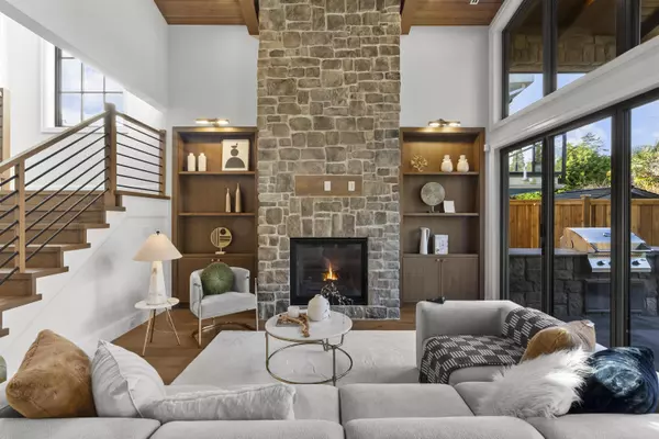 Delta, BC V4M 1M3,4925 Dogwood DR