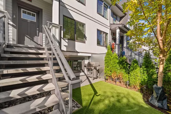 Pitt Meadows, BC V3Y 0G6,19451 Sutton AVE #87