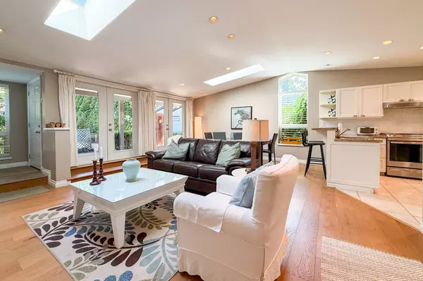 North Vancouver, BC V7P 2J7,Withheld Withheld