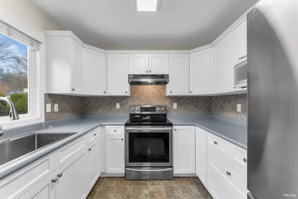 Chilliwack, BC V2R 5M9,5285 Teskey RD