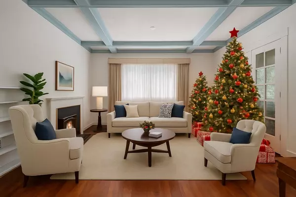 1376 11th ST, West Vancouver, BC V7T 2M9