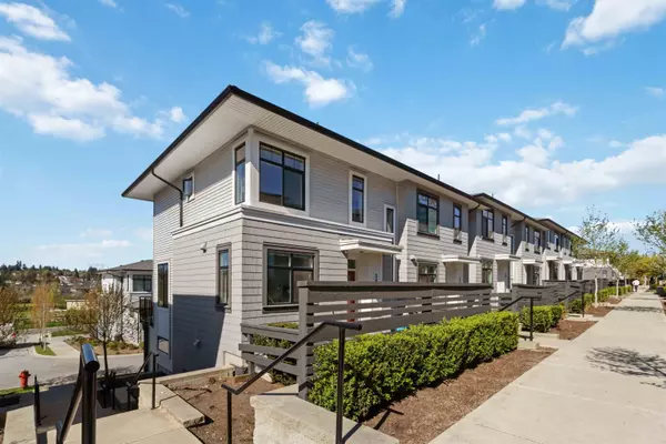 Surrey, BC V3S 0B1,15255 Sitka DR #58