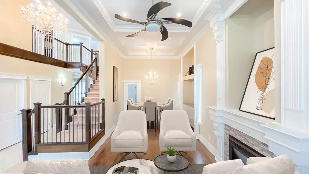 14059 91 AVE, Surrey, BC V3V 1E6