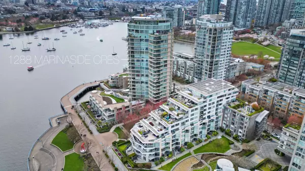 1288 Marinaside CRES #906, Vancouver, BC V6Z 2W5