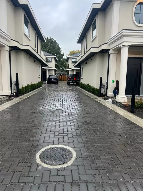 Richmond, BC V7E 1J9,4242 Williams RD