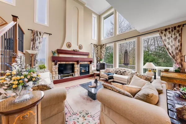 Surrey, BC V3R 2V7,11456 154a ST