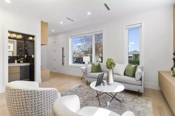 1243 Nootka ST #1 Vancouver, BC V5K 4E6