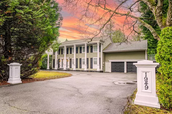 1949 134 ST, Surrey, BC V4A 4C5