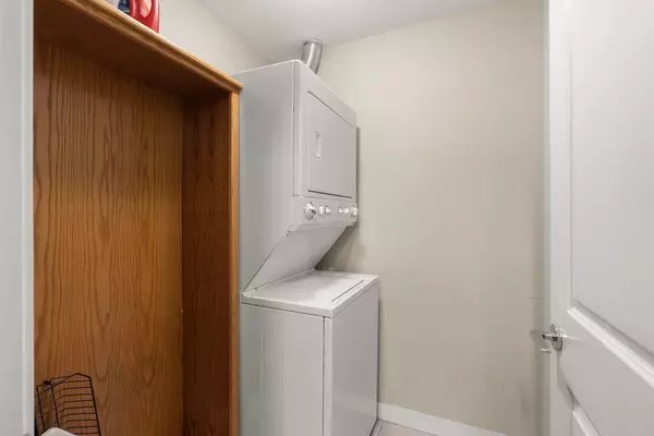 Abbotsford, BC V2S 0B9,33545 Rainbow AVE #103