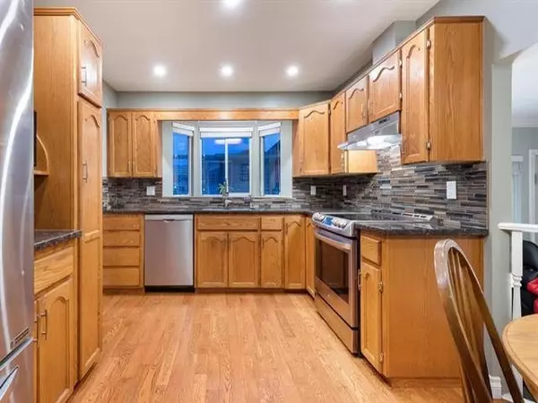 Maple Ridge, BC V2X 0P7,23390 123 AVE