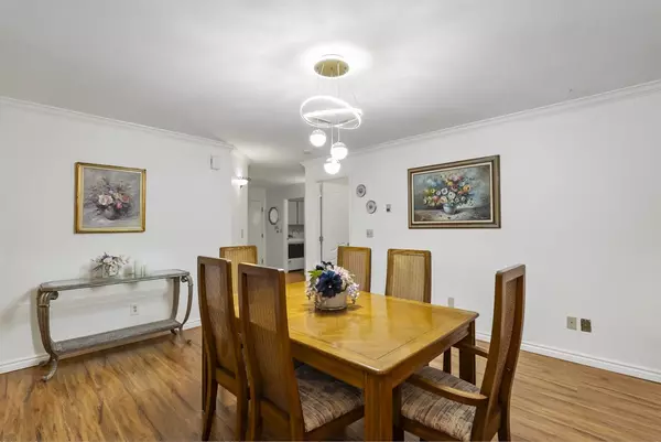 Surrey, BC V3R 9M8,15153 98 AVE #133