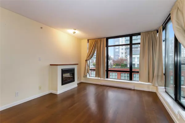 New Westminster, BC V3M 0A5,610 Victoria ST #506