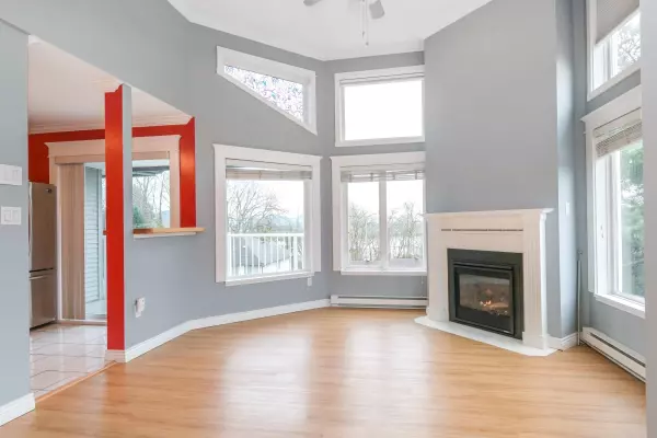 Mission, BC V2V 6Z4,32669 2 AVE #306