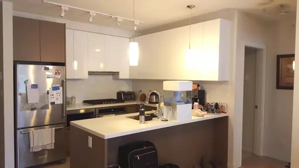 3080 Lincoln AVE #501, Coquitlam, BC V3B 0L9