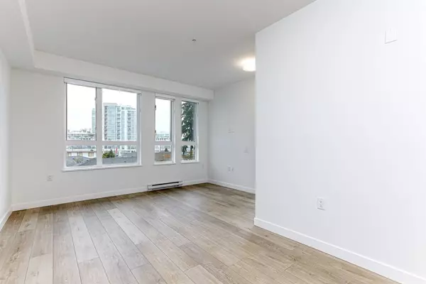 Vancouver, BC V5R 0J6,4933 Clarendon ST #308