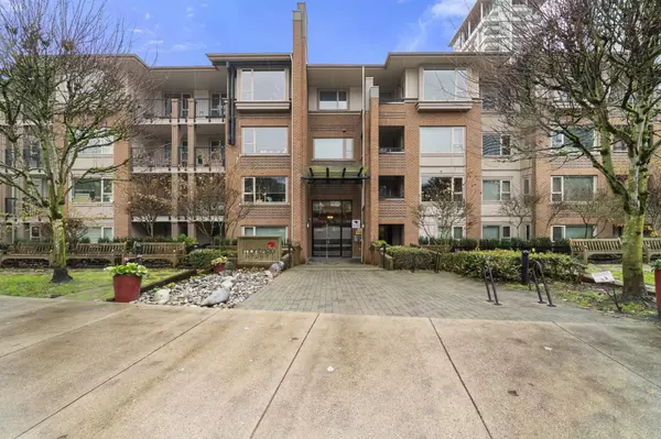 4728 Dawson ST #417, Burnaby, BC V5C 0A9