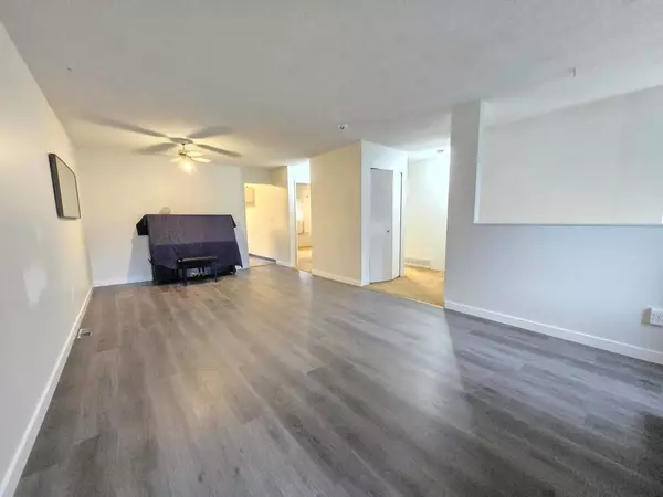 Coquitlam, BC V3E 1H6,1214 Nestor St