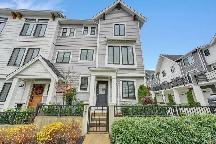 20189 84 AVE #37, Langley, BC V2Y 3P7