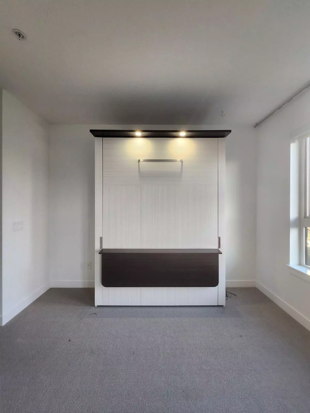 North Vancouver, BC V7L 0C6,111 E 3rd ST #313