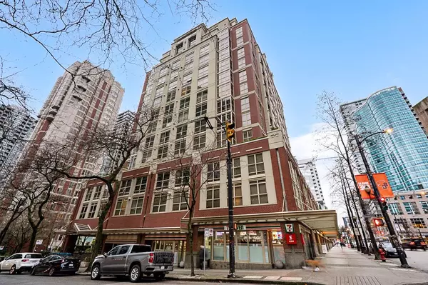 Vancouver, BC V6B 6M2,819 Hamilton ST #311