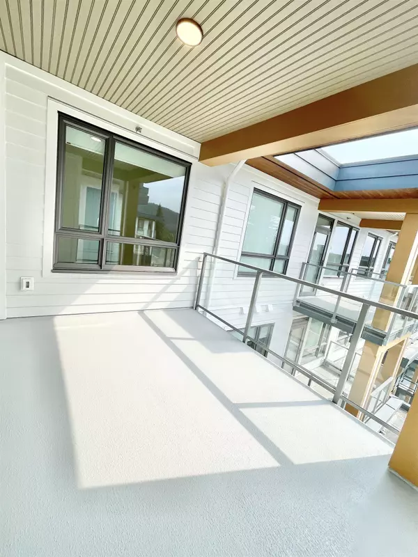 Coquitlam, BC V3J 0N3,741 Anskar CT #601