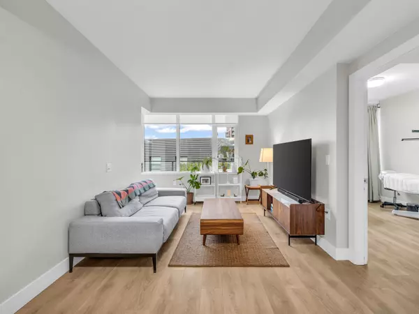 Vancouver, BC V5S 0H3,3451 Sawmill CRES #607