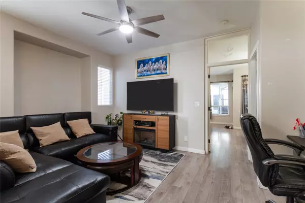 Surrey, BC V3S 8W8,5653 148a ST