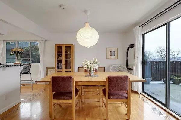 Port Coquitlam, BC V3C 6M5,1479 Elinor CRES