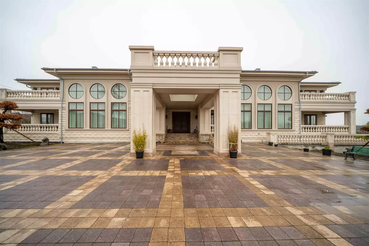 Richmond, BC V7E 2E7,11400 No. 2 RD