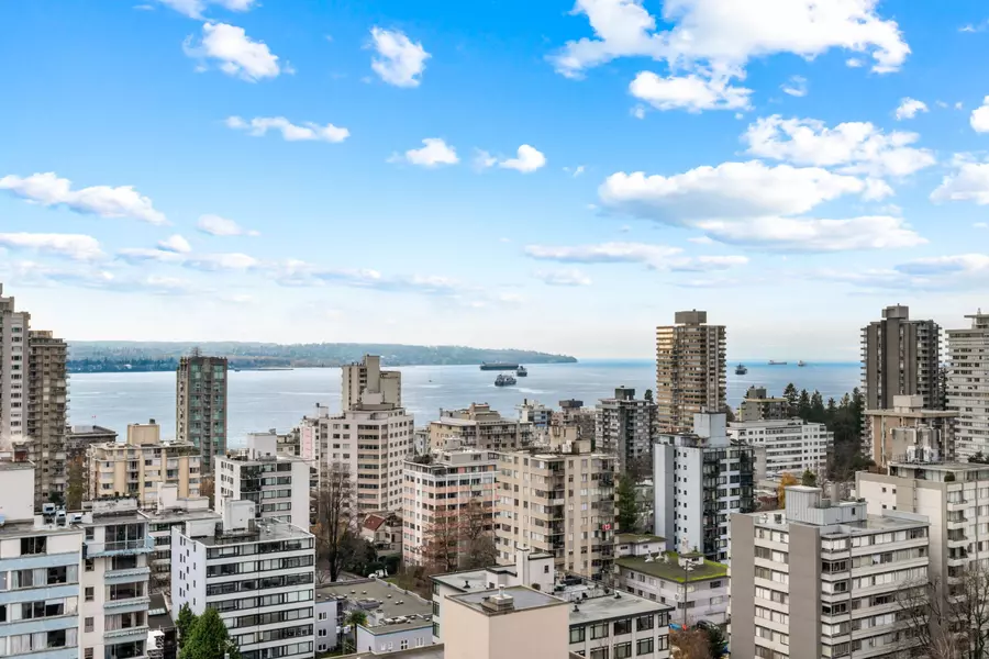 1816 Haro ST #2004, Vancouver, BC V6G 2Y7