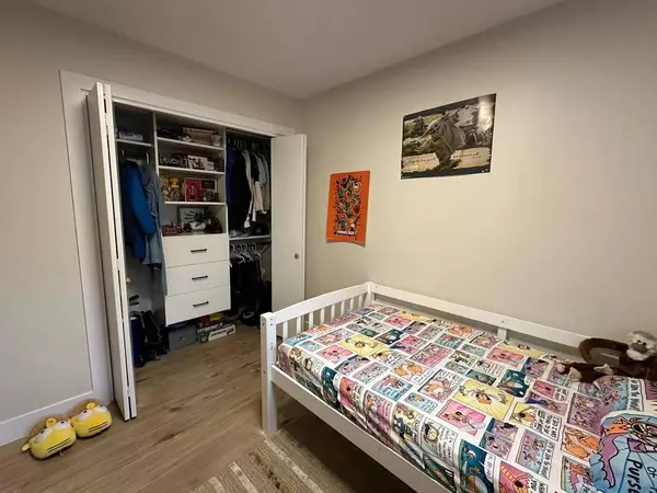 Maple Ridge, BC V2X 7T2,20801 Stoney AVE