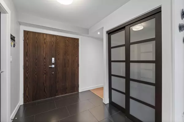 Vancouver, BC V6E 2B1,789 Jervis ST #501