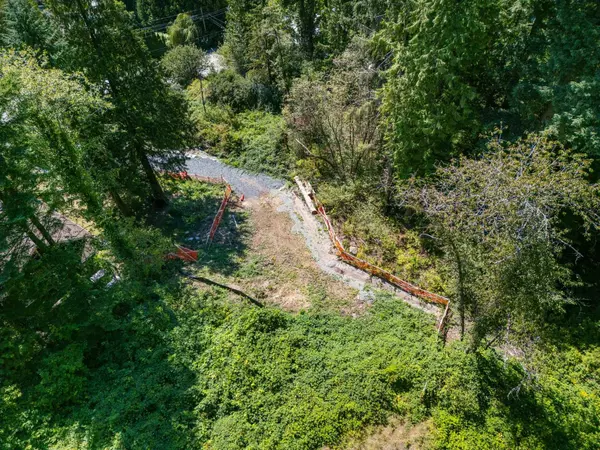 Port Moody, BC V3H 4B7,615 Ioco RD