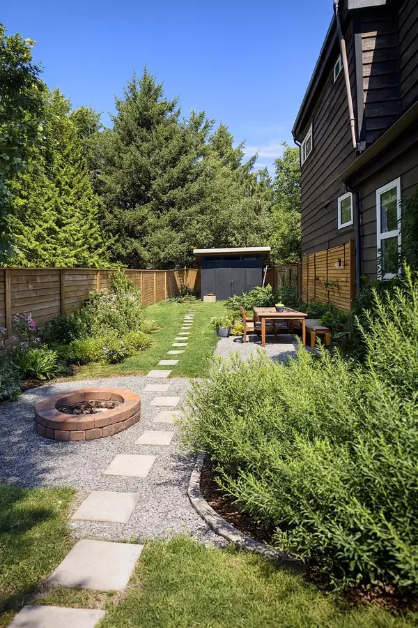 Squamish, BC V8B 0B2,1029 Brothers PL