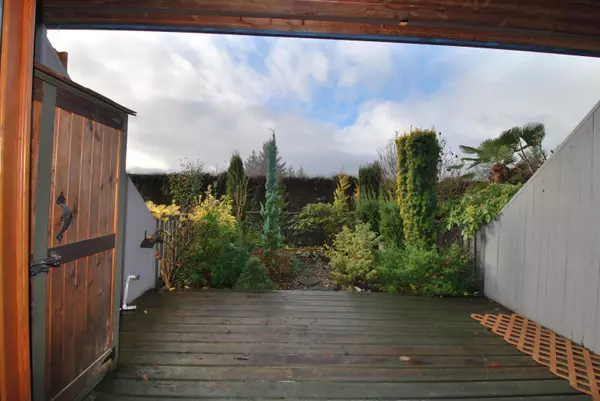 Lions Bay, BC V0N 2E0,410 Crosscreek RD