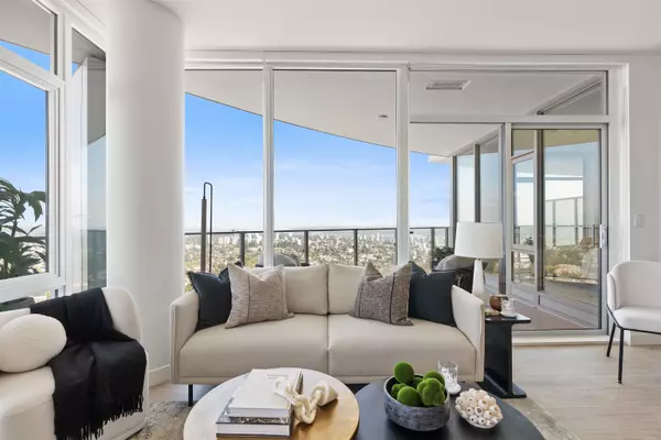 Burnaby, BC V3N 0J8,7728 Park CRES #1204