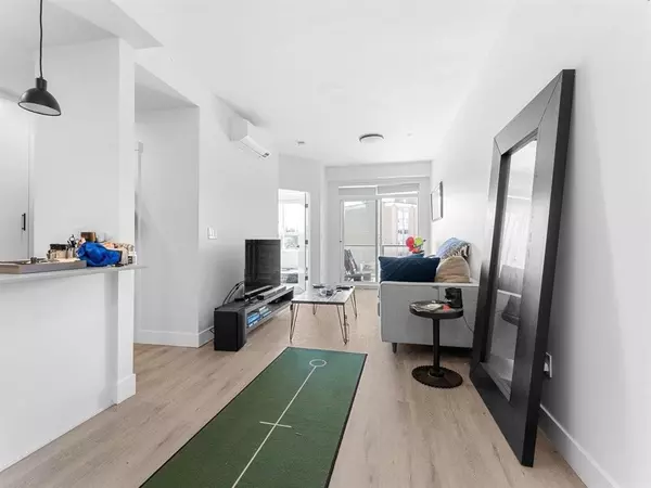 Port Coquitlam, BC V3C 0S6,2180 Kelly AVE #1315