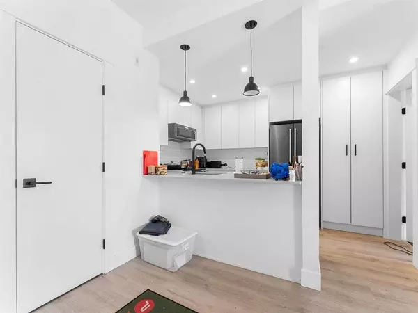 Port Coquitlam, BC V3C 0S6,2180 Kelly AVE #1315