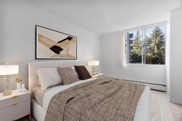 North Vancouver, BC V7P 3E6,2016 Fullerton AVE #911