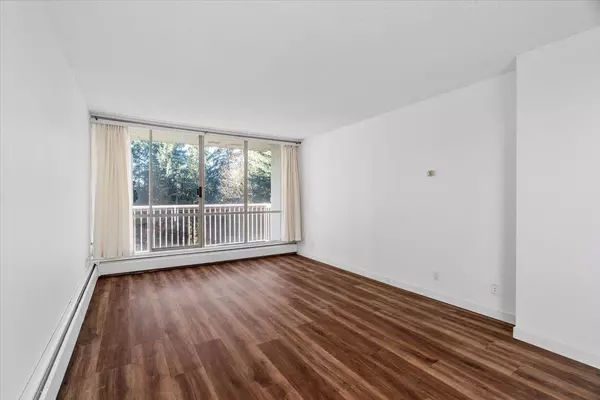 North Vancouver, BC V7P 3E6,2016 Fullerton AVE #911