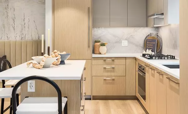 Burnaby, BC V5H 2P4,5860 Olive AVE #2701