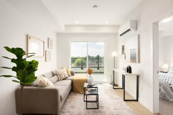 Langley, BC V3A 2G1,5398 207 ST #511