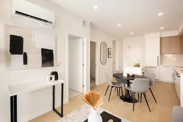 Langley, BC V3A 2G1,5398 207 ST #511