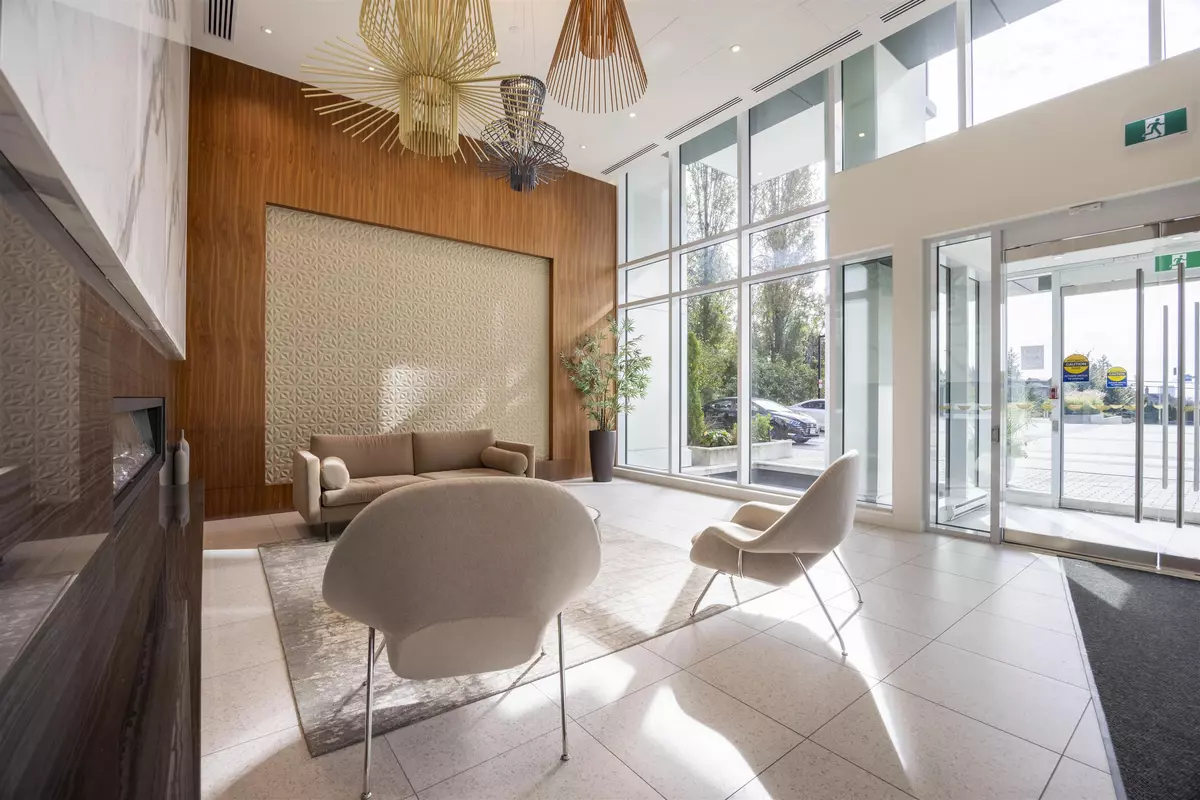 Coquitlam, BC V3K 0G7,595 Austin AVE #504