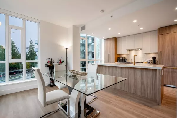 North Vancouver, BC V7J 0E8,2375 Emery CT #303