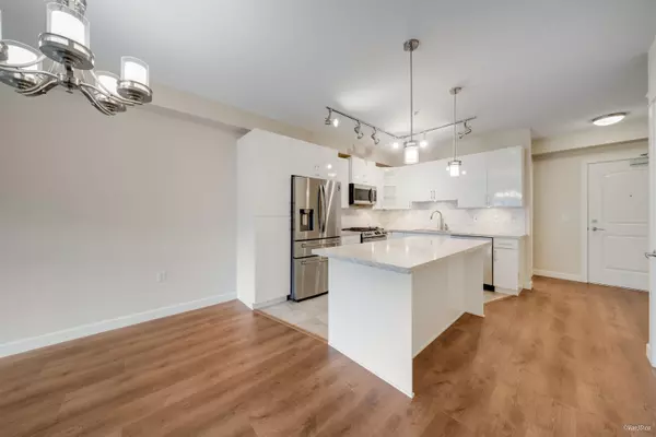 Langdale, BC V2Y 3L7,8561 203a ST #305