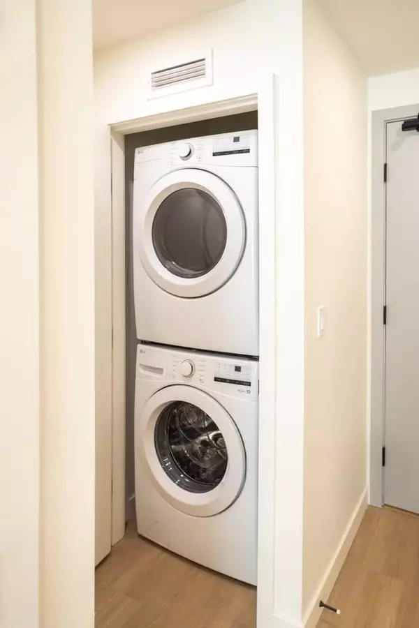 Langley, BC V2Y 1V8,7980 206a ST #A522