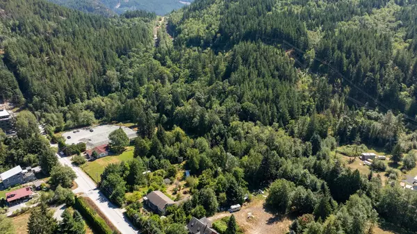 Squamish, BC V8B 0H3,LOT17 Robin DR