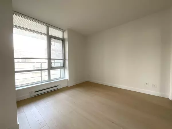 Richmond, BC V6X 0B3,8288 Lansdowne RD #1202